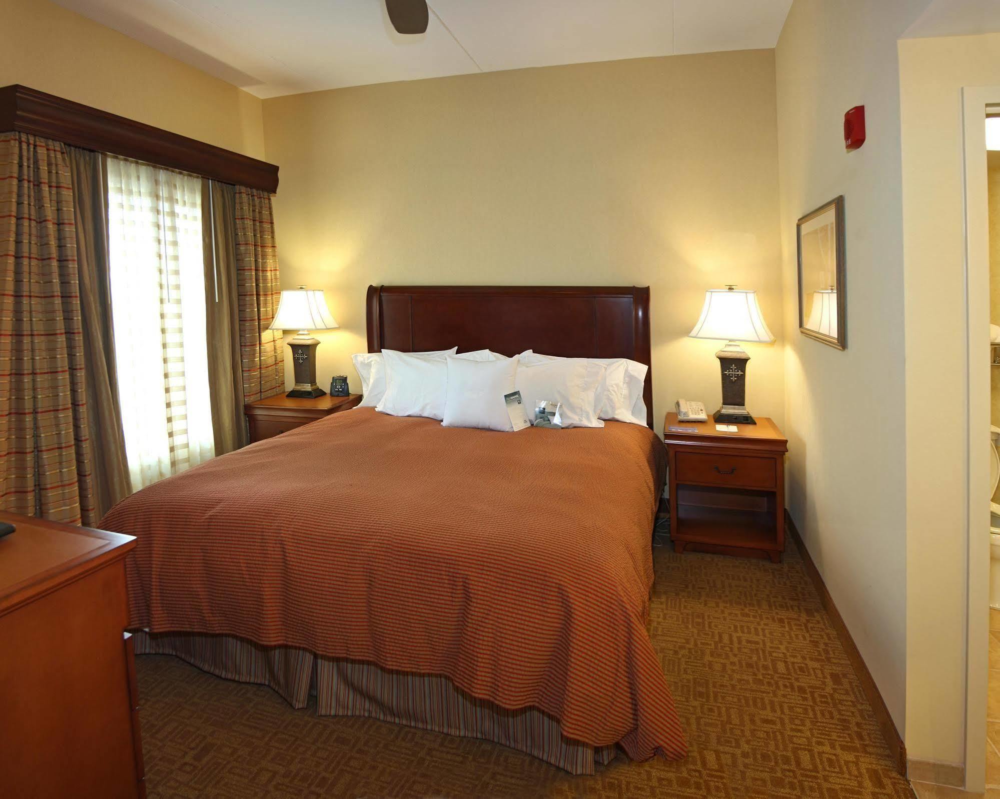 Homewood Suites By Hilton Lancaster Exterior photo