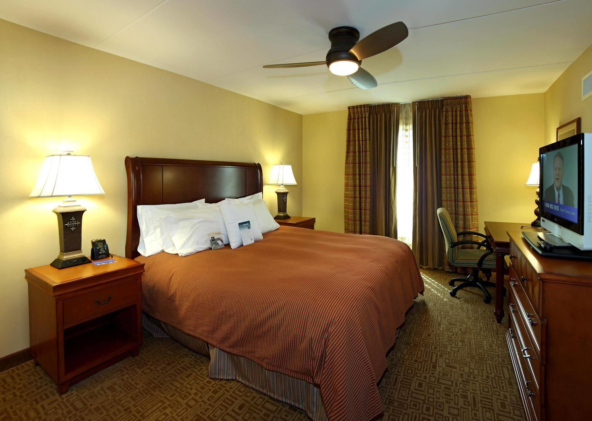 Homewood Suites By Hilton Lancaster Room photo